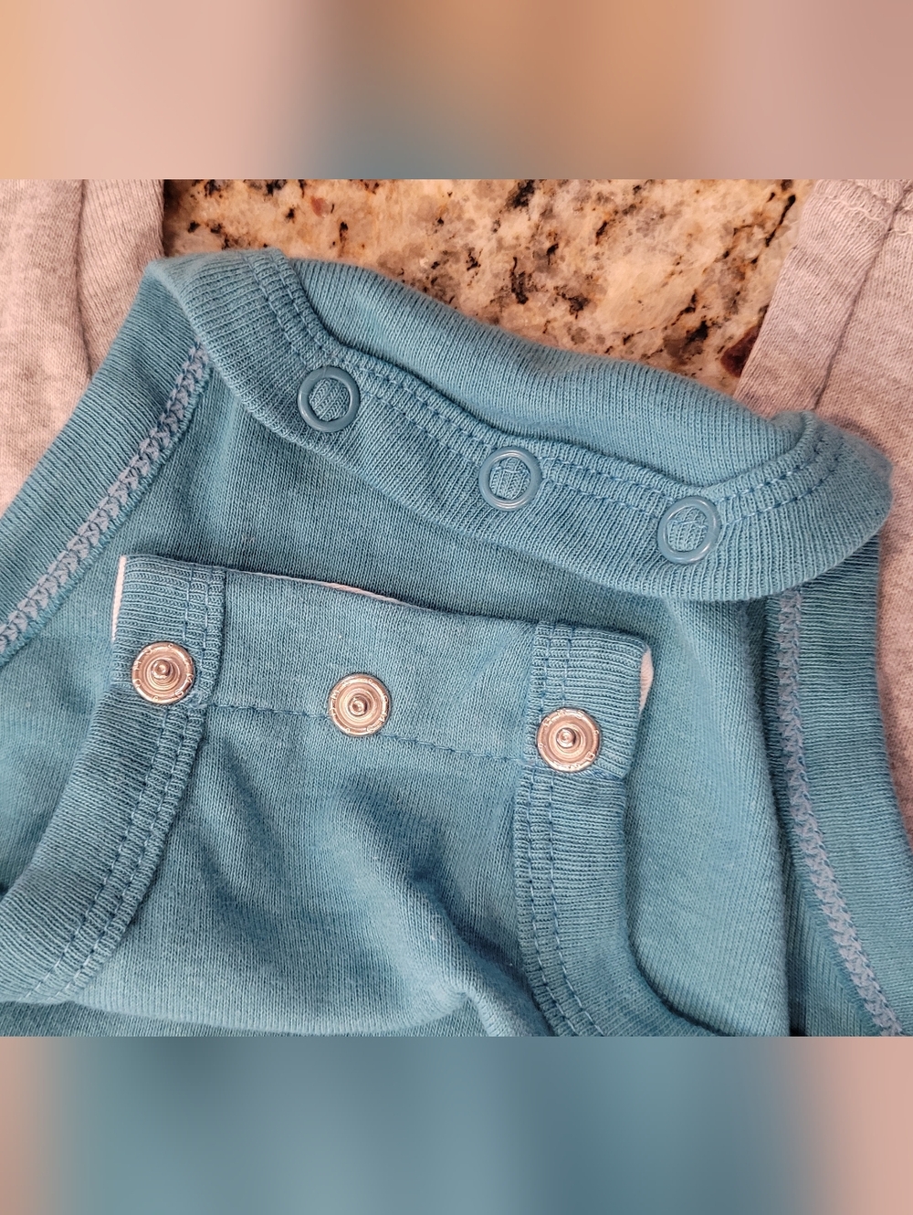 NWT | Carter's Little Explorer Baby Layette Set Boy/Unisex 9m - Picture 4 of 6